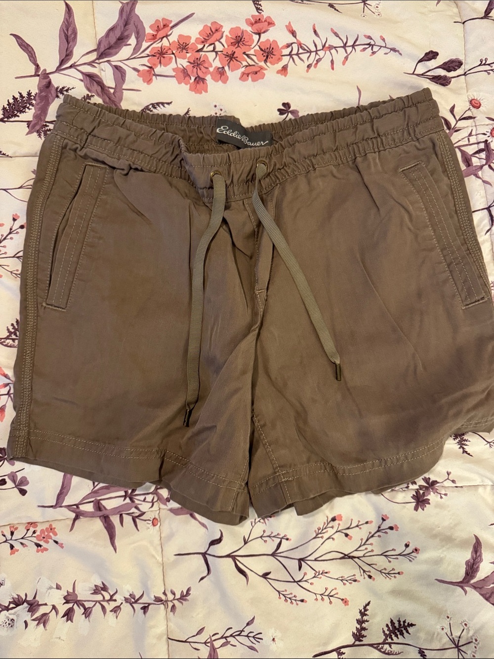 Eddie Bauer Olive Green Elastic Waist Drawstring Shorts